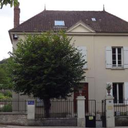 Mairie De Vienne En Arthies