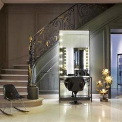 Maison De Coiffure