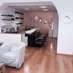 Maison De Coiffure