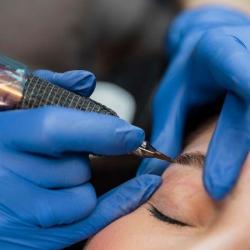 Maq Beauté - Formation Prothésiste Ongulaire Cils & Maquillage Permanent - Toulouse 31