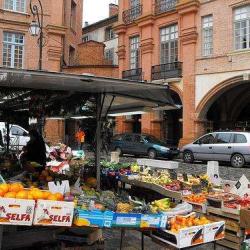 Marché De La Place Nationale