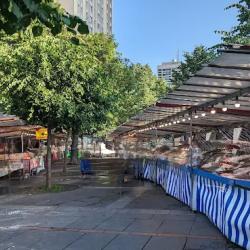 Marché Place Des Fêtes