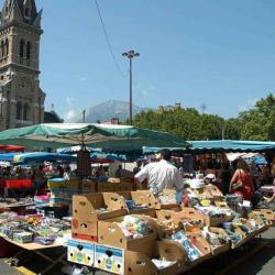 Marché Saint Bruno