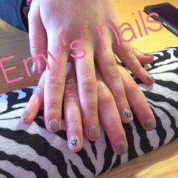 Emy's Nails