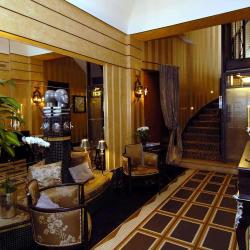 Mathis Bar