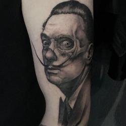 Matière Noire Tattoo - Tatouage Paris 4