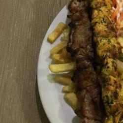 Medzee Grill Shawarma