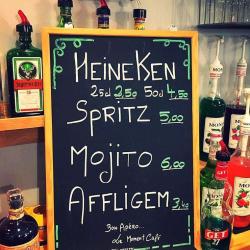 Moment Cafe