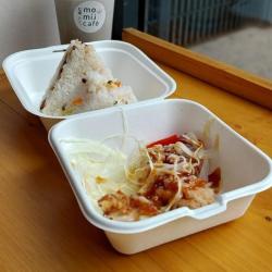 Momiji Cafe
