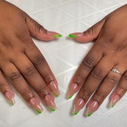 Momo Nails Studio