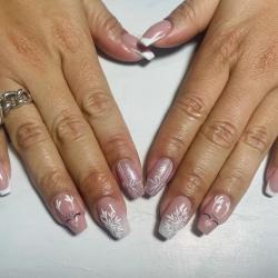Momo Nails Studio