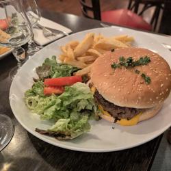 Montparnasse Café
