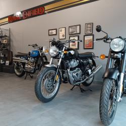 Moto Store 30