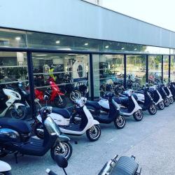 Motos Sport 83