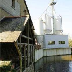 Moulin De Charbonnière
