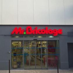 Mr. Bricolage