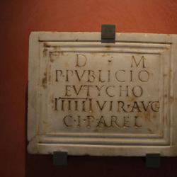 Musée Arles Antique - Jules César