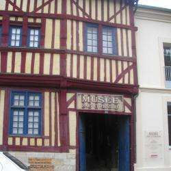 Musee D'art Et D'histoire