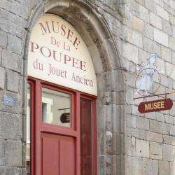 Musee De La Poupee Et Des Jouets Anciens