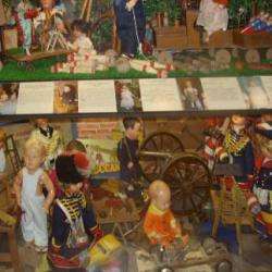 Musée De La Poupée Et Du Jouet Ancien