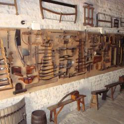 Musée De La Vigne Et Du Vieux Pressoir