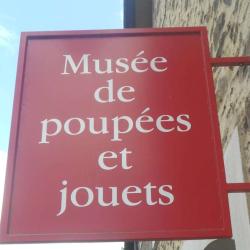Musee De Poupees Et Jouets
