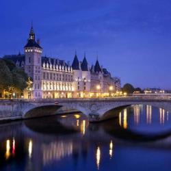 Nadia Tigzim : Avocat Droit Des Affaires, Droit Commercial, Baux Commerciaux