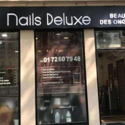 Nails Deluxe