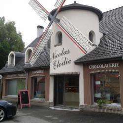 Nicolas Et Elodie