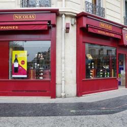 Nicolas Voltaire Place