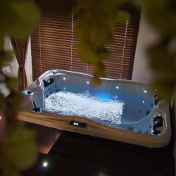 Chambre Avec Jacuzzi