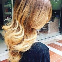 Nouvel Hair - La Cadenelle