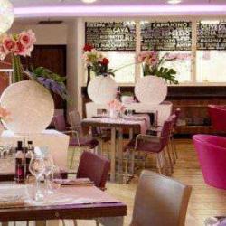 Le Parchamp Table, Rooftop & Bar