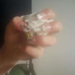 Ongles Charnels