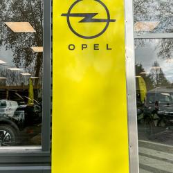 Opel Macard