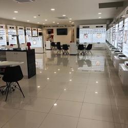 Optical Center