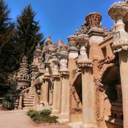 Palais Idéal Du Facteur Cheval