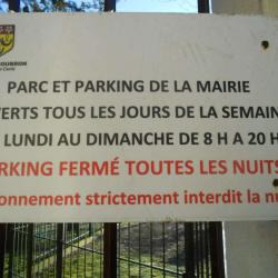 Parking De La Mairie