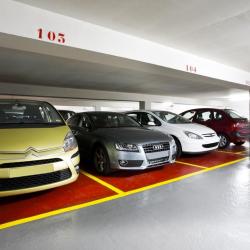Parking Pyrénées Du Clos - Paris France Parking 20ème
