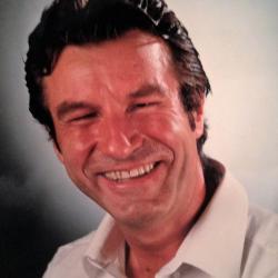 Pascal Bernhard