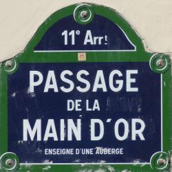 Passage De La Main D'or