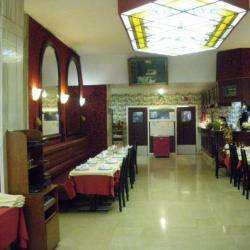 Pav San