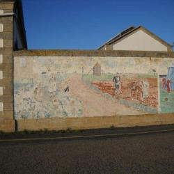 Peintures Sur Le Mur Du Phare D'eckmühl