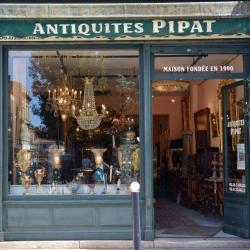 Pipat Antiquites