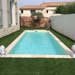 Piscines Desjoyaux