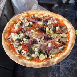 Pizza Di Roma