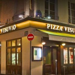 Pizza Vesuvio