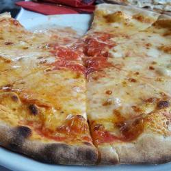 Pizzeria De La Garde