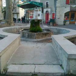 Place De La Fontaine