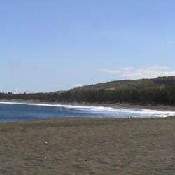 Plage De L'étang-salé